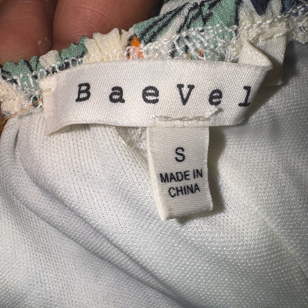Dress size small - Picture 8 of 8